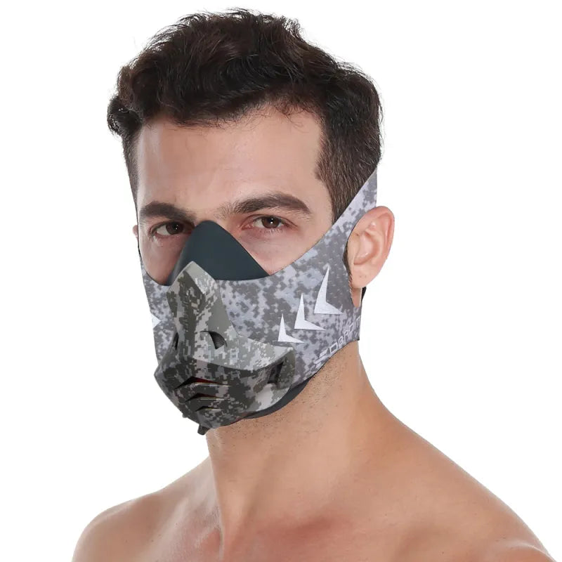 Adjustable 6-Level Training Mask for Endurance & Breathing Resistance.